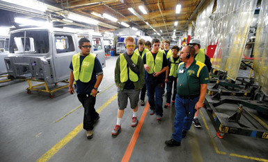 Advancing Manufacturing Through Public/Private Collaboration