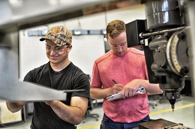 Location Notebook: Well-Connected Tennessee Innovating to Distribute Success